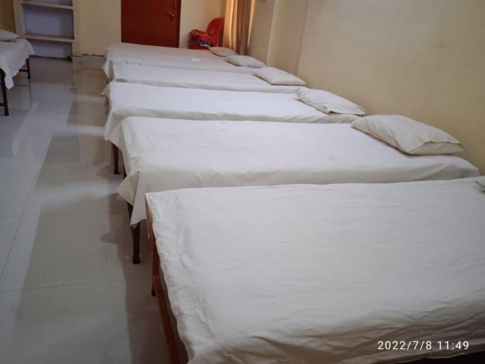 Shri Swami Sheetal Das Akhada B1-88 Assi , Near Pushkar Talab,Varanasi, Ashram Dharmshala Hotel Exterior foto