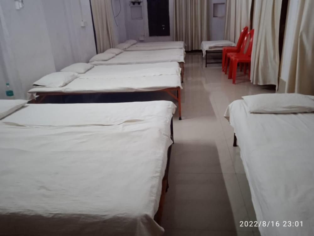 Shri Swami Sheetal Das Akhada B1-88 Assi , Near Pushkar Talab,Varanasi, Ashram Dharmshala Hotel Exterior foto