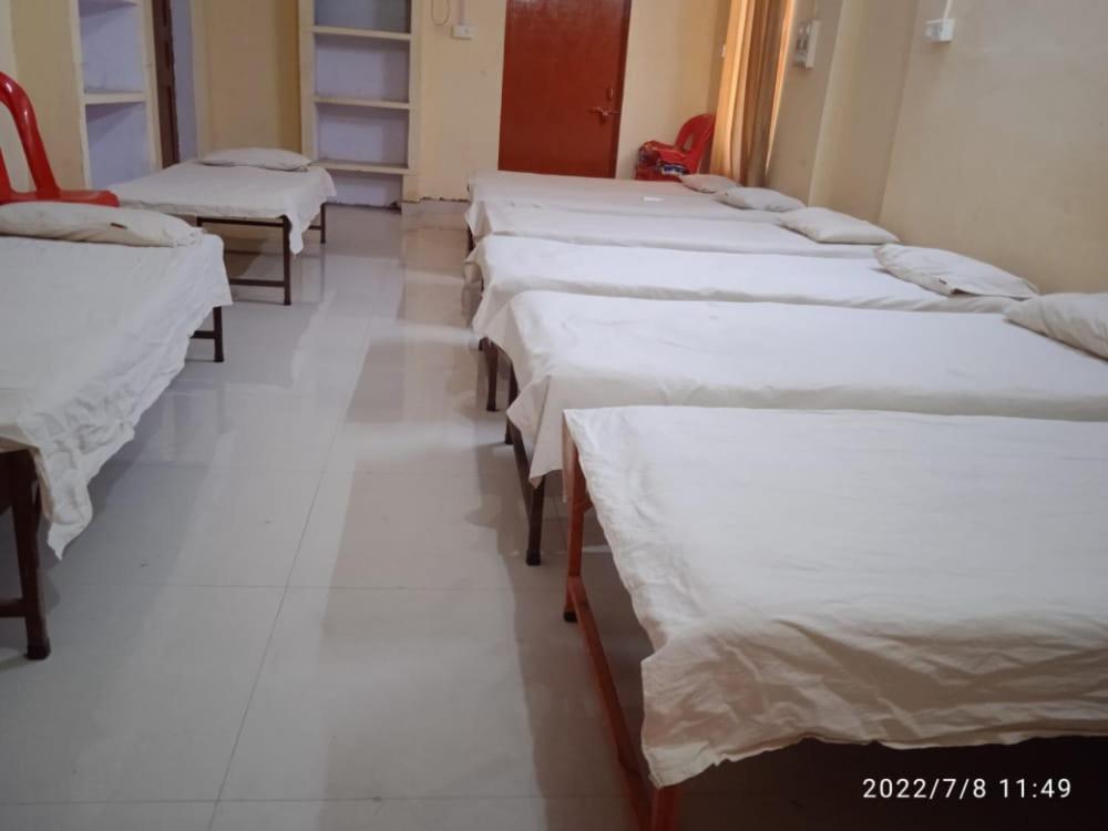 Shri Swami Sheetal Das Akhada B1-88 Assi , Near Pushkar Talab,Varanasi, Ashram Dharmshala Hotel Exterior foto