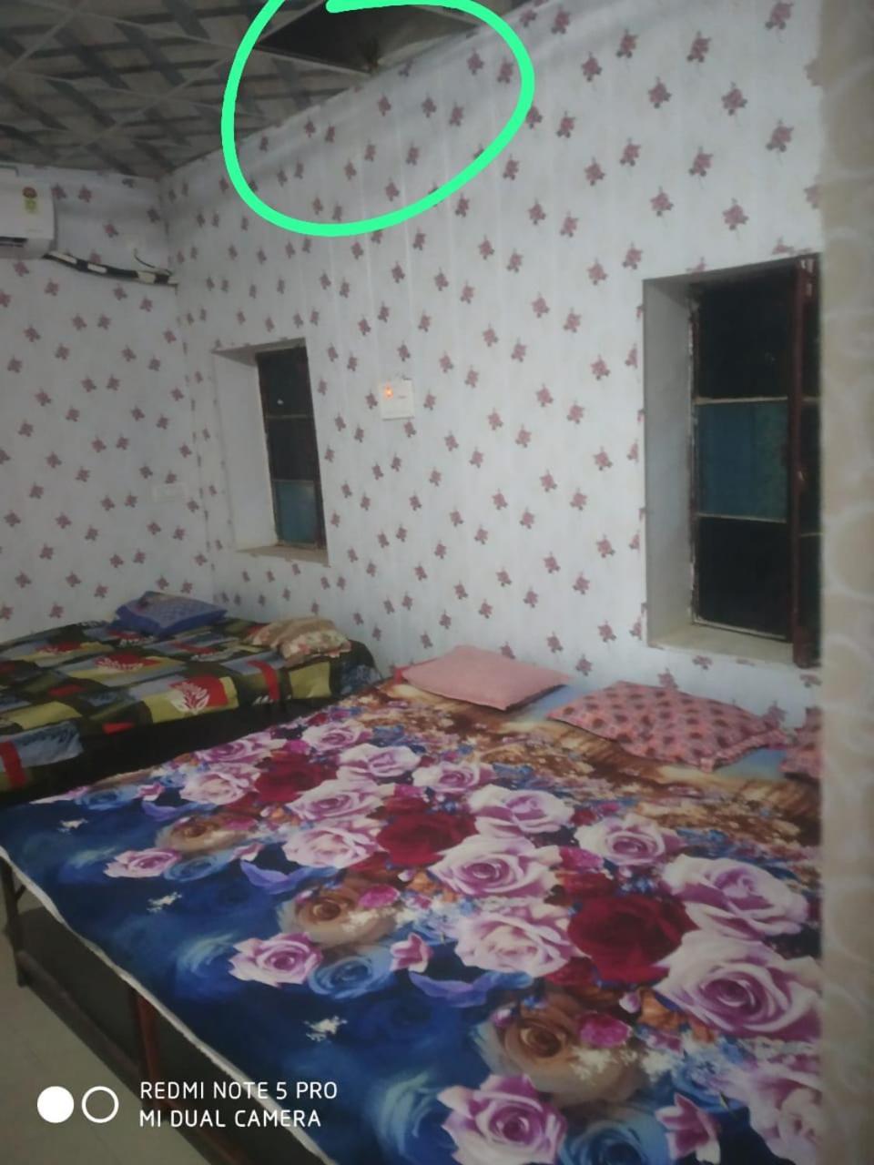 Shri Swami Sheetal Das Akhada B1-88 Assi , Near Pushkar Talab,Varanasi, Ashram Dharmshala Hotel Exterior foto